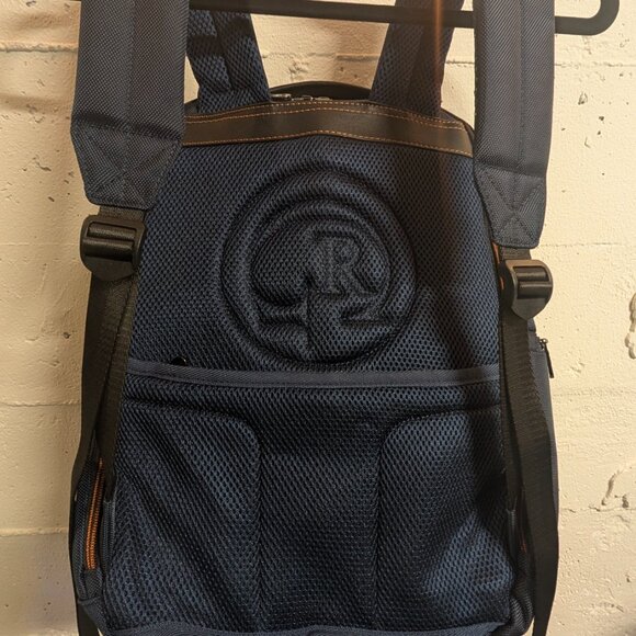 Robert Graham Cache Logo Bag Recycled Polyester Backpack Navy - New - Picture 16 of 16